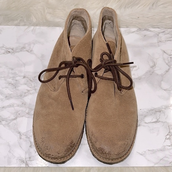 UGG Men\'s Brown Suede Chukka Boots size 8 main image 6
